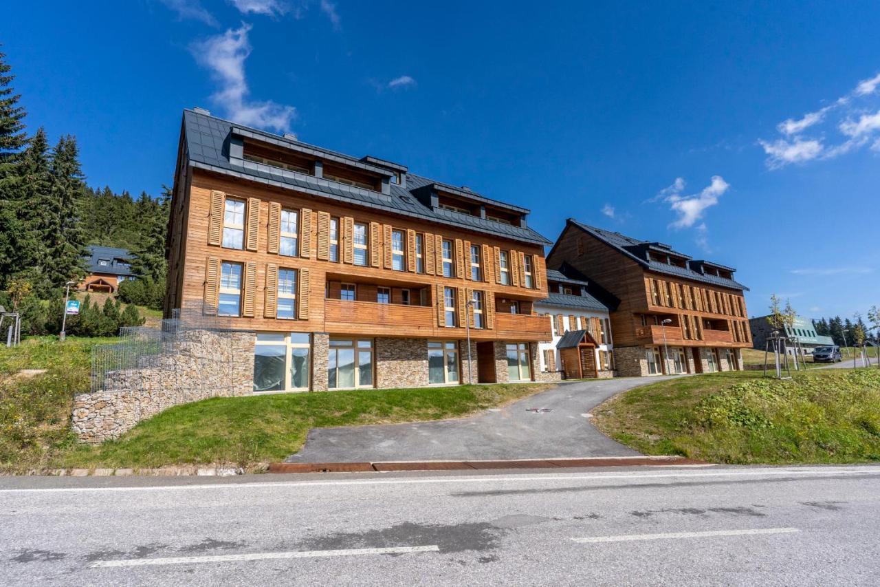 Apartman Horni Misecky - Luxusni Ubytovani Pro Dve Rodiny S Detmi ภายนอก รูปภาพ