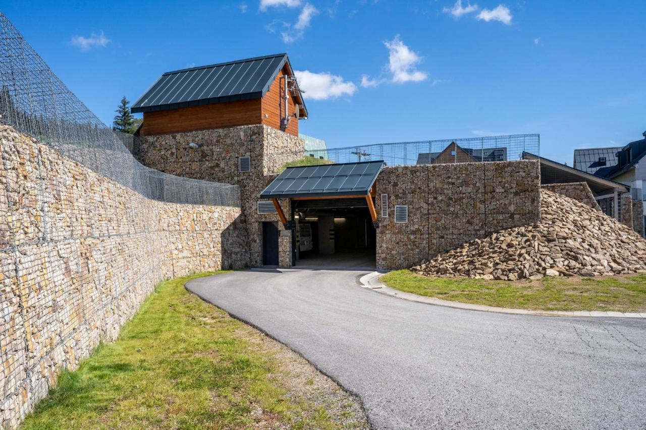 Apartman Horni Misecky - Luxusni Ubytovani Pro Dve Rodiny S Detmi ภายนอก รูปภาพ