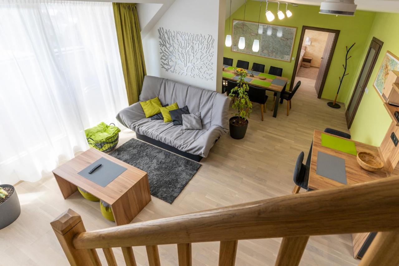 Apartman Horni Misecky - Luxusni Ubytovani Pro Dve Rodiny S Detmi ภายนอก รูปภาพ